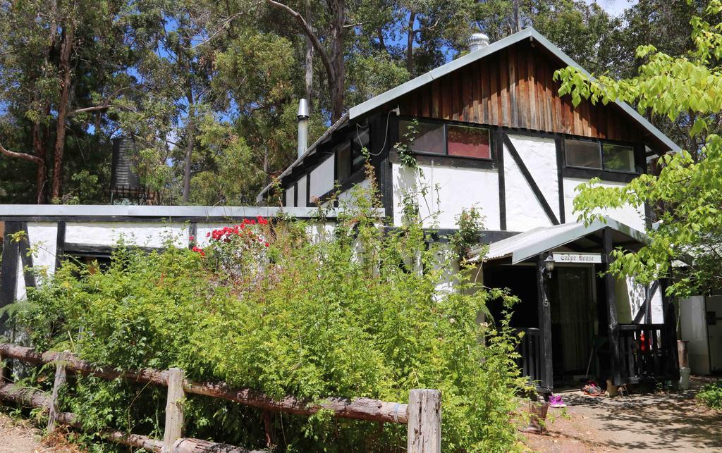 Beedelup House Cottages Пембертън Стая снимка