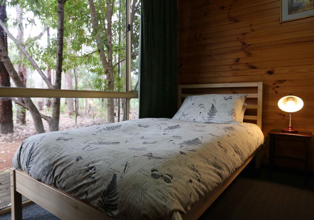 Beedelup House Cottages Пембертън Стая снимка