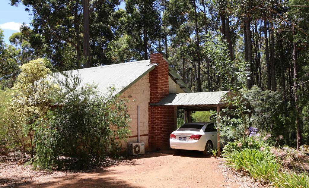 Beedelup House Cottages Пембертън Стая снимка
