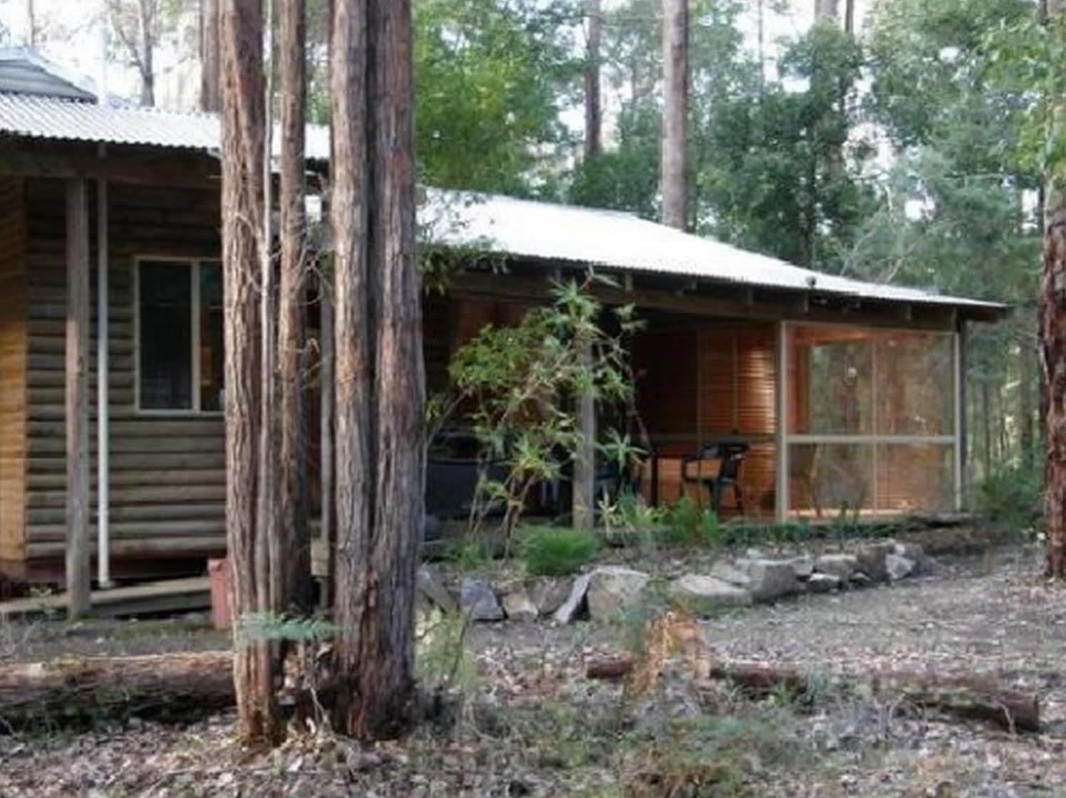 Beedelup House Cottages Пембертън Екстериор снимка